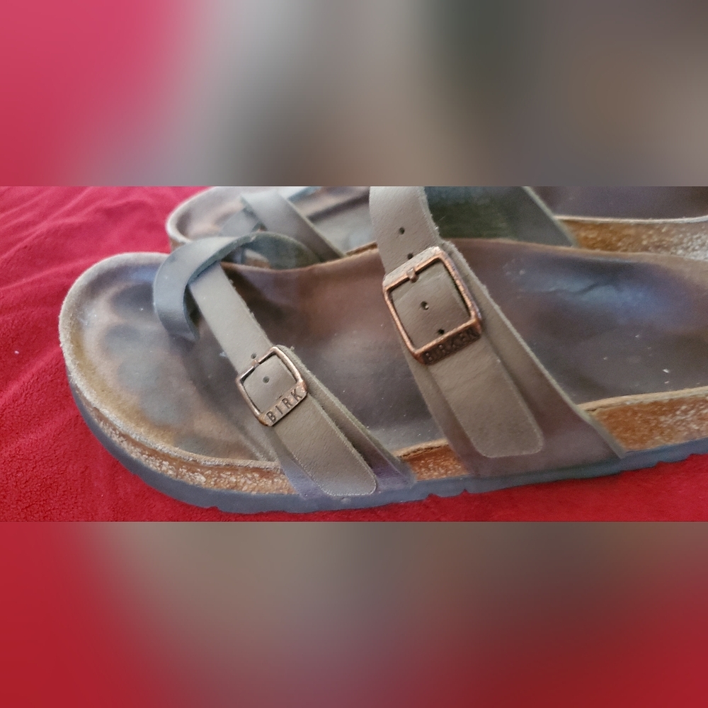 Birkenstock SANDALS Size 37